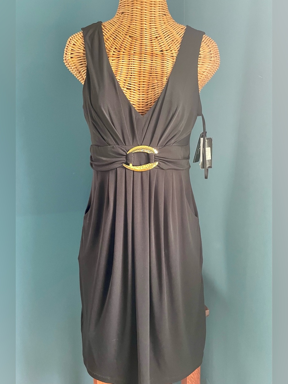 BCX Dress Sleeveless Stretchy V-Neck Black Dress NWT Gold Tone Buckle Size Large